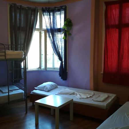 Hostel Compass Burgas Exterior photo